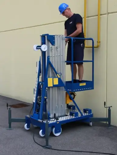 PID Passenger lift - Safe and efficient working at height in compact spaces
